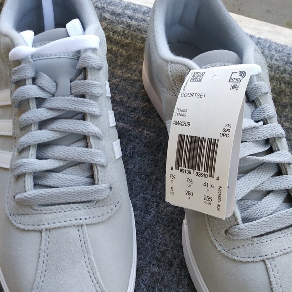 adidas Shoes - LAST 1 IN STOCK🆕ADIDAS COURTSET SNEAKERS🆕⚓